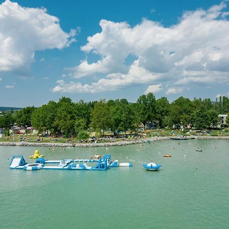 Balatontourist Fuered Camping & Bungalows Balatonfured Luaran gambar
