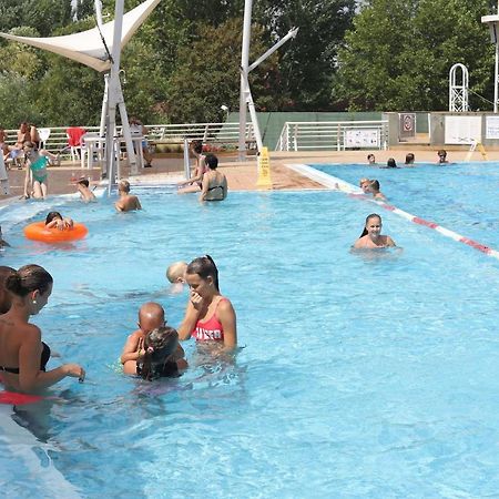 Balatontourist Fuered Camping & Bungalows Balatonfured Luaran gambar
