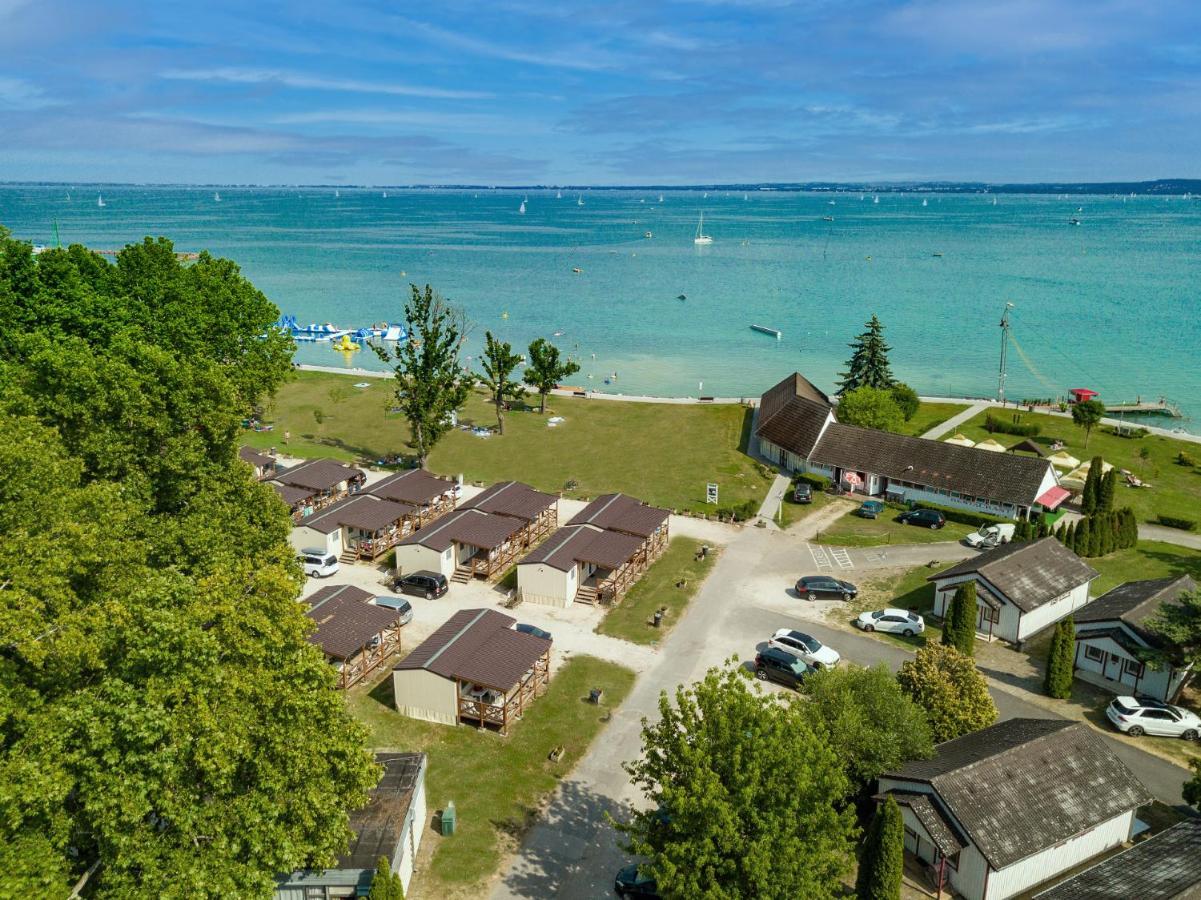 Balatontourist Fuered Camping & Bungalows Balatonfured Luaran gambar