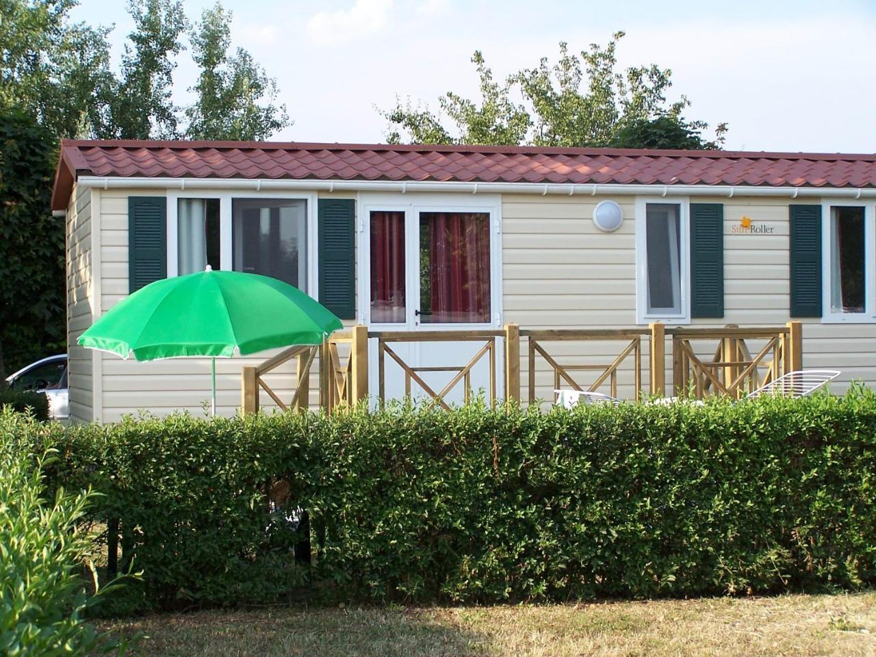 Balatontourist Fuered Camping & Bungalows Balatonfured Luaran gambar